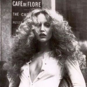 Meet your Posher, Marie